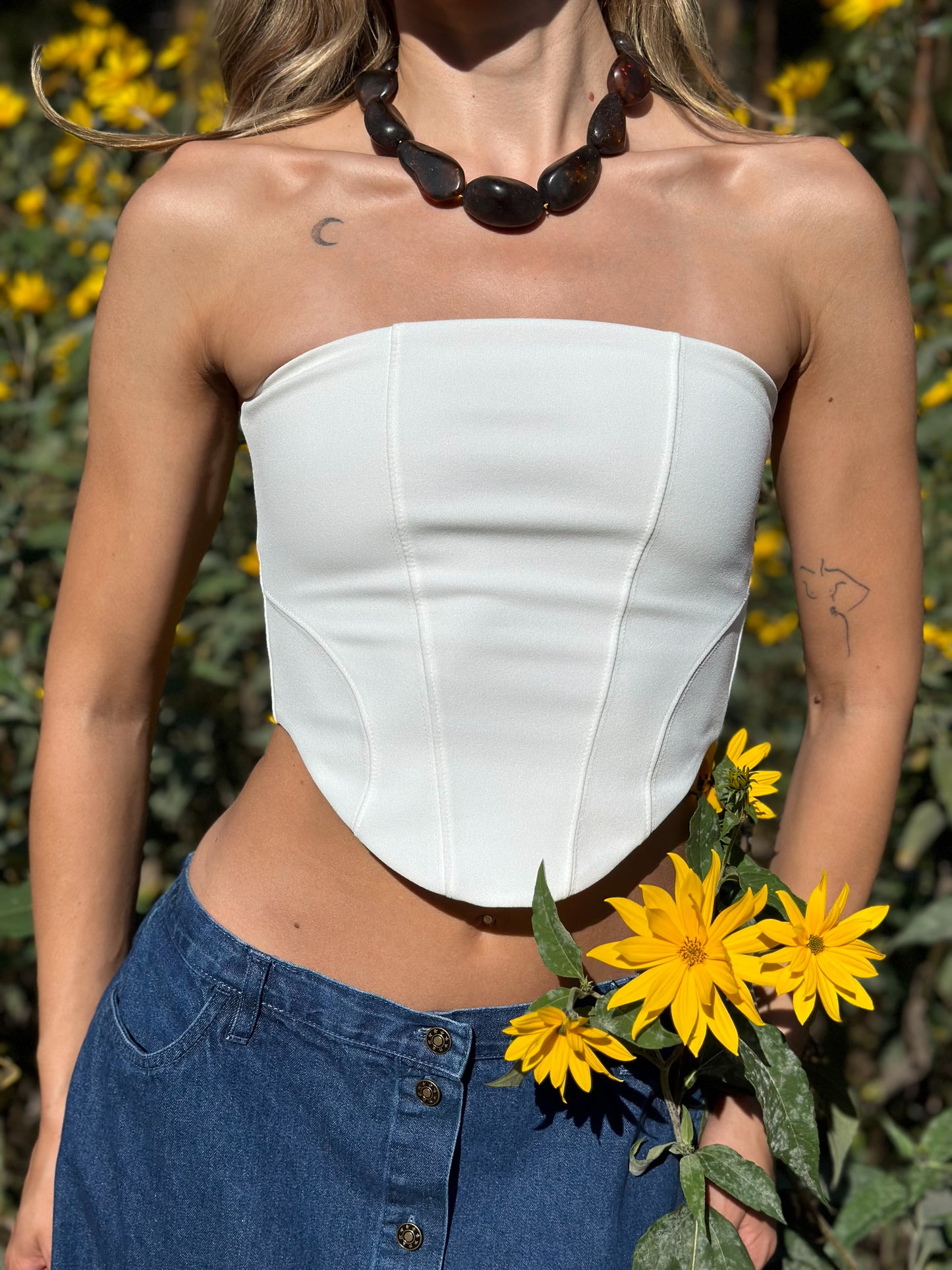 Išskirtiniai matinio gintaro karoliai