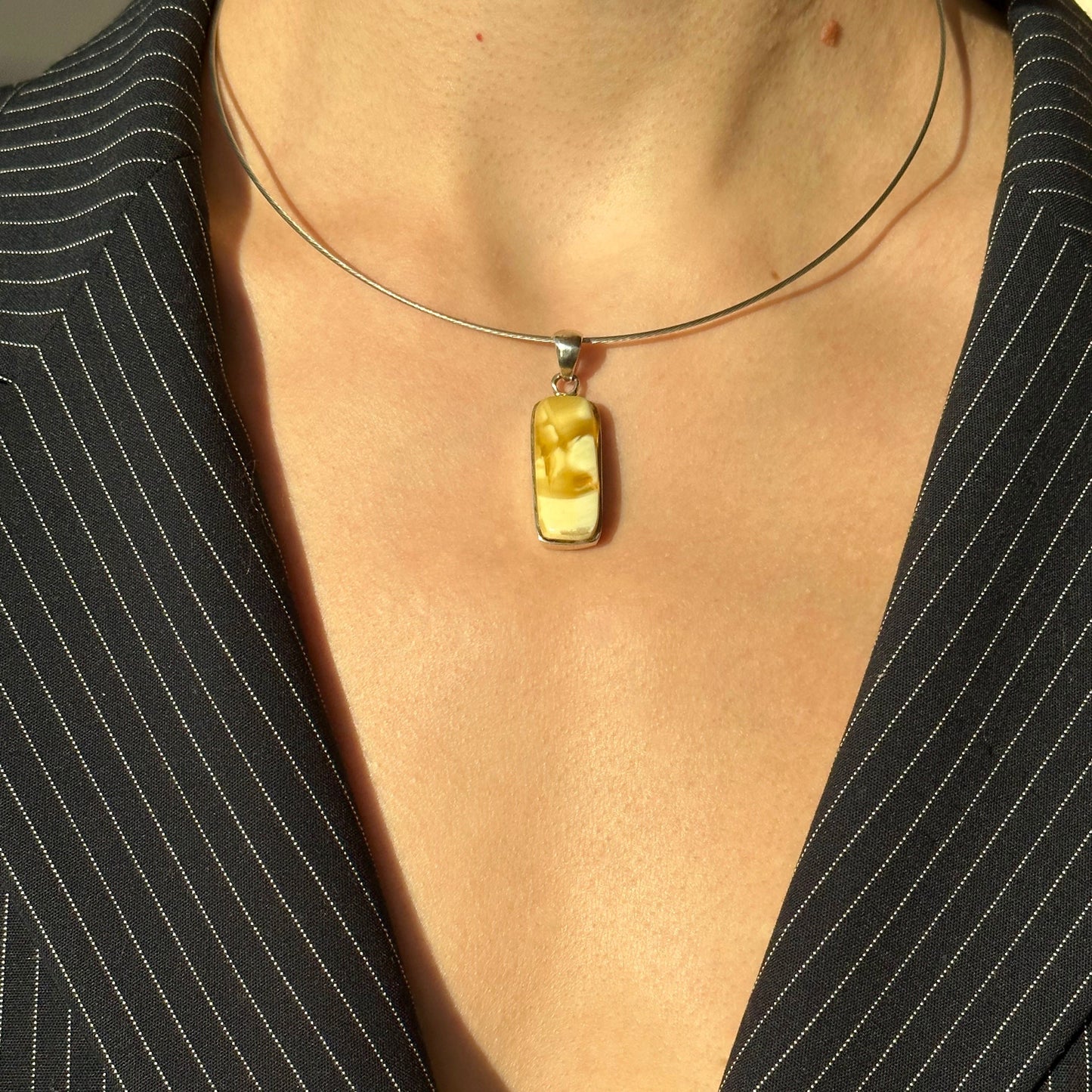 Saulėlydžio debesų pakabukas